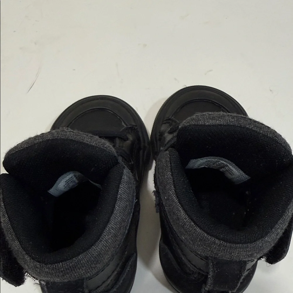 Mint - Converse Leather Pro Blaze Strap Kids Black High-Top Sneakers ( sz 5)